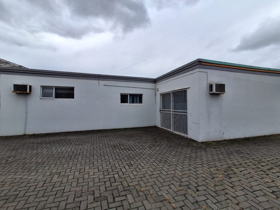 To Let commercial Property for Rent in Berea Eastern Cape